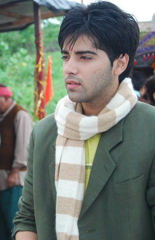 149595_170930406258813_152216818130172_496509_6907667_n - xxKinshuk Mahajan-Ranvirxx