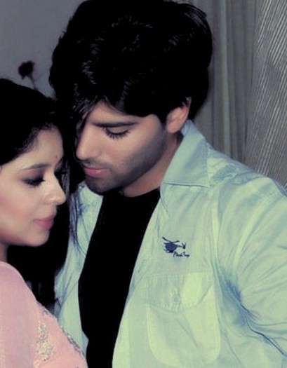 209904_216881005004284_172096656149386_891320_5819203_o - xxKinshuk Mahajan-Ranvirxx
