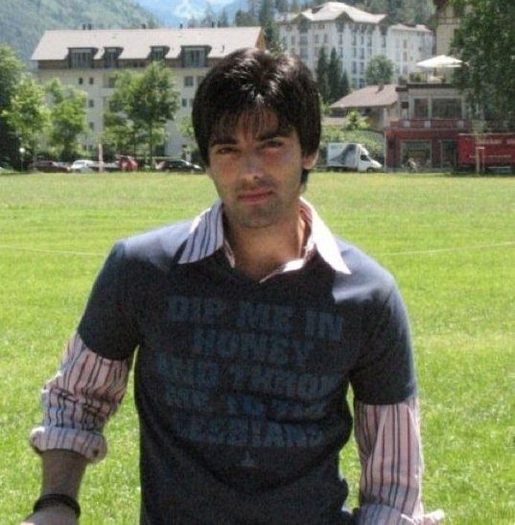 249699_217003718330162_100000616078698_721727_5233717_n - xxKinshuk Mahajan-Ranvirxx