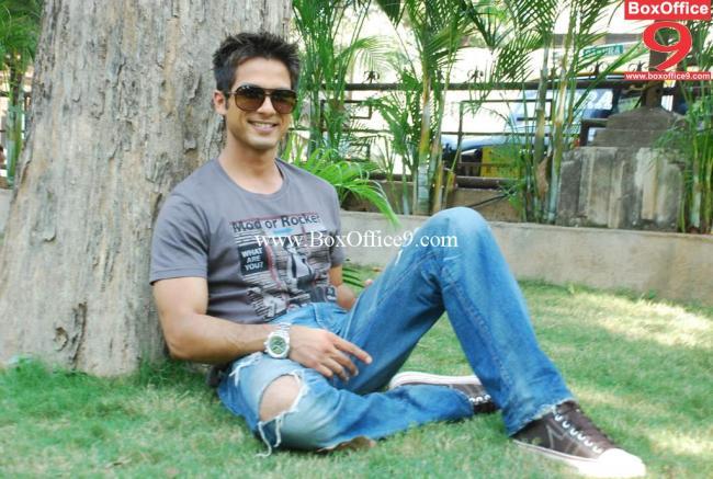 SHAHID (71)