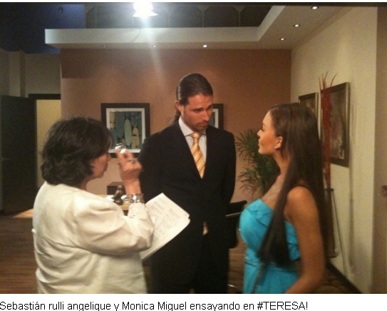 k3ungh8756878 - Teresa