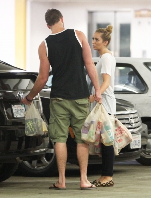 normal_009 - Grocery shopping with Liam at Ralphs in Studio City