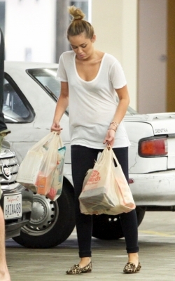 normal_011 - Grocery shopping with Liam at Ralphs in Studio City