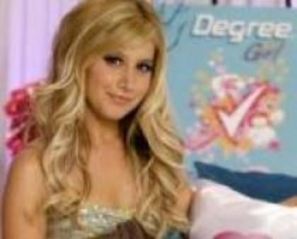 JEPFVBCISFDAHHTUUNF - ashley tisdale