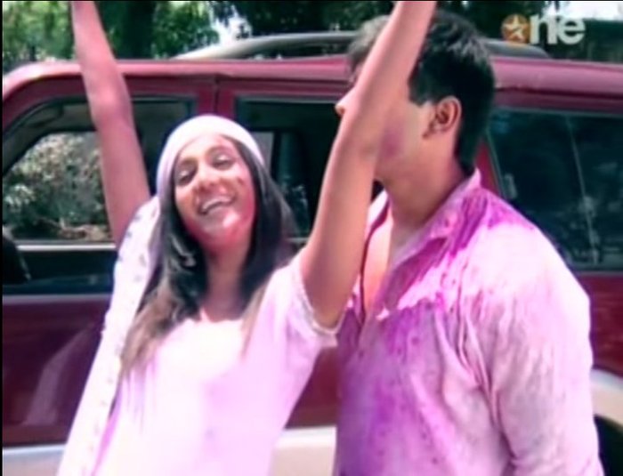 1 (18) - DILL MILL GAYYE THE BEST HOLI OF DMG AR In Holi Sequence Caps