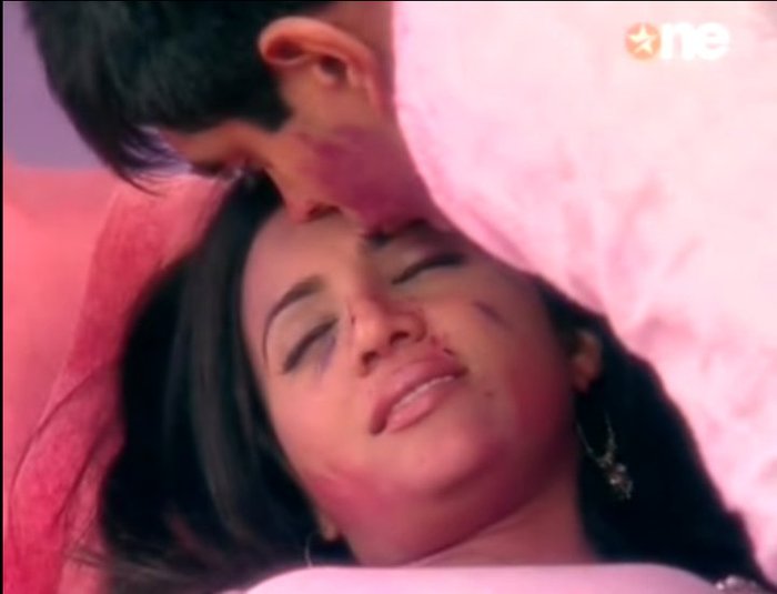 1 (35) - DILL MILL GAYYE THE BEST HOLI OF DMG AR In Holi Sequence Caps