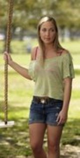 40327811_FXPVXHRII - Vanessa Pose