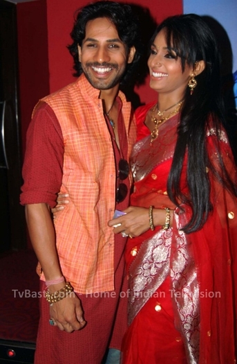 Krip_Suri_and_Reshmi_Ghosh - Krip Suri