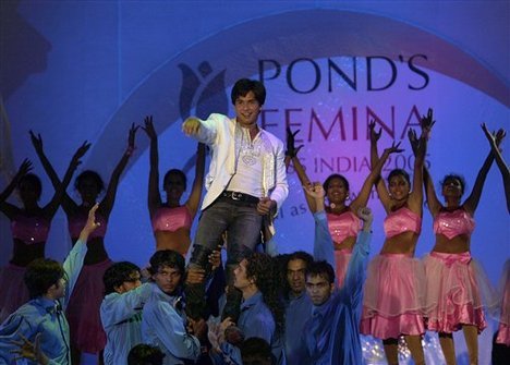 Shahid (8) - EVENIMENTE----Danseaza