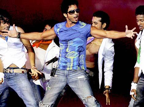 Shahid (10) - EVENIMENTE----Danseaza