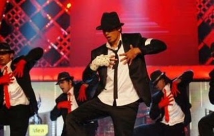 Shahid (50) - EVENIMENTE----Danseaza