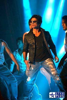 Shahid (69) - EVENIMENTE----Danseaza