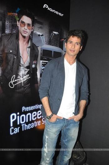 SHAHID (97) - EVENIMENTE----INVITAT