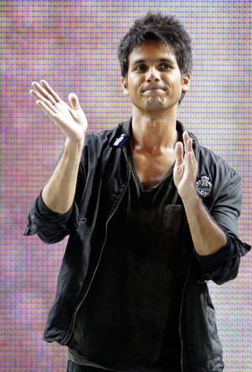 SHAHID (216)