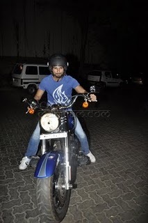 shahid-anushka-karan-johar-grace-ranbir-kapoor-house-party-10 - Masina si motocicleta