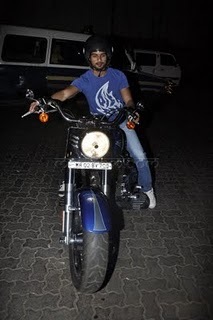 shahid-anushka-karan-johar-grace-ranbir-kapoor-house-party-12 - Masina si motocicleta