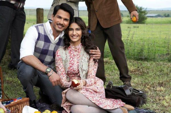 304916_10150267365582455_52278797454_8116804_6784666_n - Pers din viata lui SHAHID