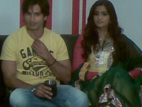 308440_10150271798877015_208715812014_8146663_1222463_n - Pers din viata lui SHAHID