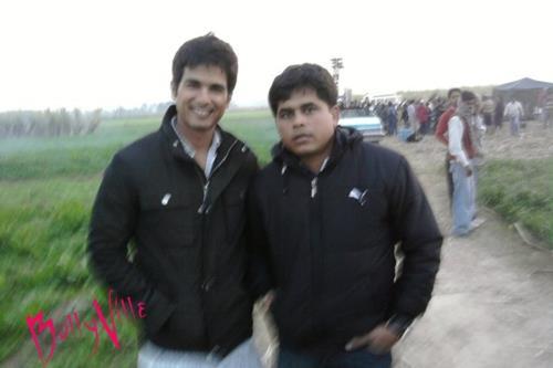 [ (1) - Pers din viata lui SHAHID