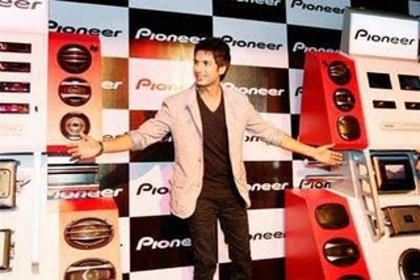 168577_146052375453629_132859790106221_281095_4930857_n - RECLAME