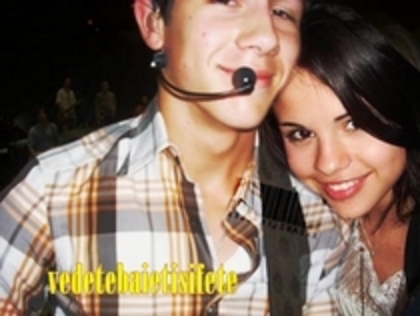 12933083_WSENDXQXO - Selena si nick