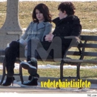 selena-gomez-and-nick-jonas