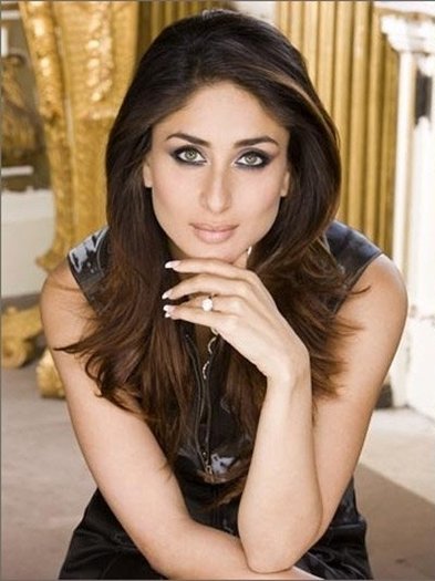 kareena-kappor - Smart and busy