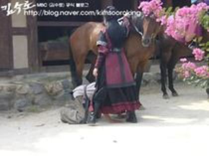 kim suro regele de fier (14)