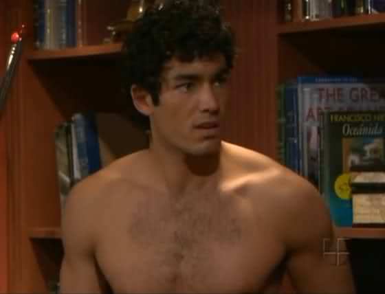 14v09y9 - Aaron Diaz