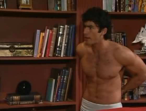 15eju5j - Aaron Diaz