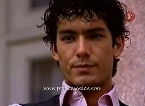 20fsx13 - Aaron Diaz