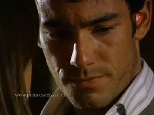 34otqiu - Aaron Diaz