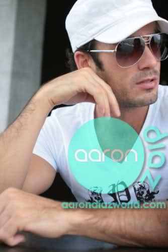 j6305z - Aaron Diaz