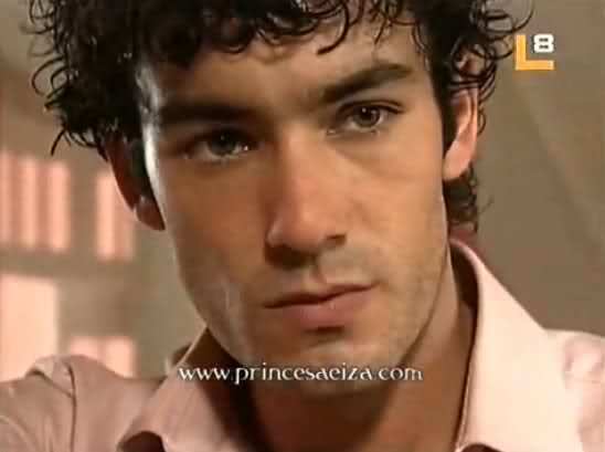 ve2ek7 - Aaron Diaz