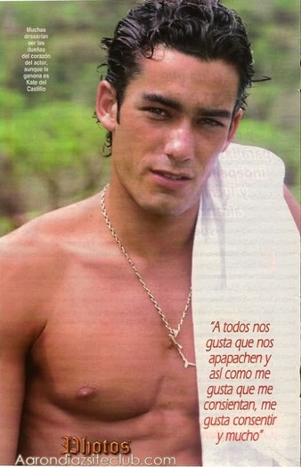 wv1ulz - Aaron Diaz