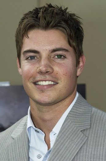 Josh (15) - Josh Henderson