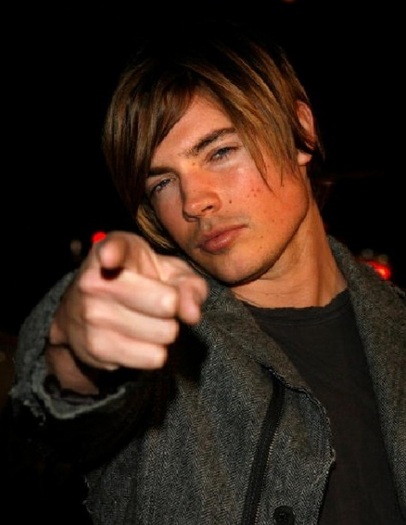 Josh (17) - Josh Henderson