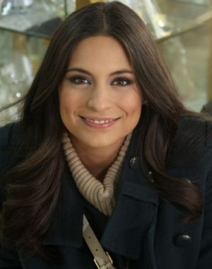 ana-brenda-contreras-300x380