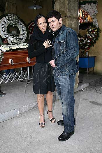 7img6v10kl3 - Gaby Espino