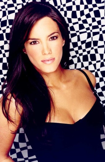 628kt - Gaby Espino