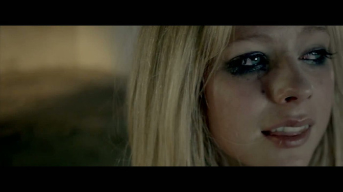 Avril Lavigne - Wish You Were Here 0482