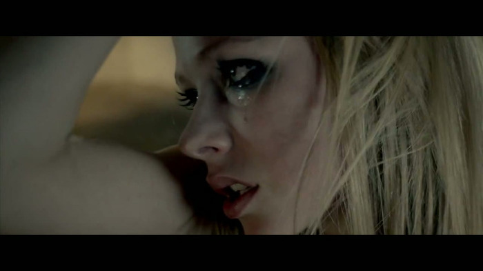 Avril Lavigne - Wish You Were Here 0495