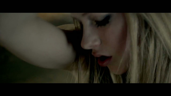 Avril Lavigne - Wish You Were Here 0503 - Avril - Lavigne - Wish - You - Were - Here - Video - Caps - HQ - Part 02