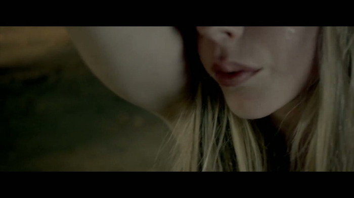 Avril Lavigne - Wish You Were Here 0505 - Avril - Lavigne - Wish - You - Were - Here - Video - Caps - HQ - Part 02