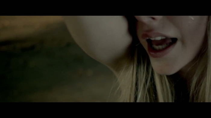 Avril Lavigne - Wish You Were Here 0507 - Avril - Lavigne - Wish - You - Were - Here - Video - Caps - HQ - Part 02