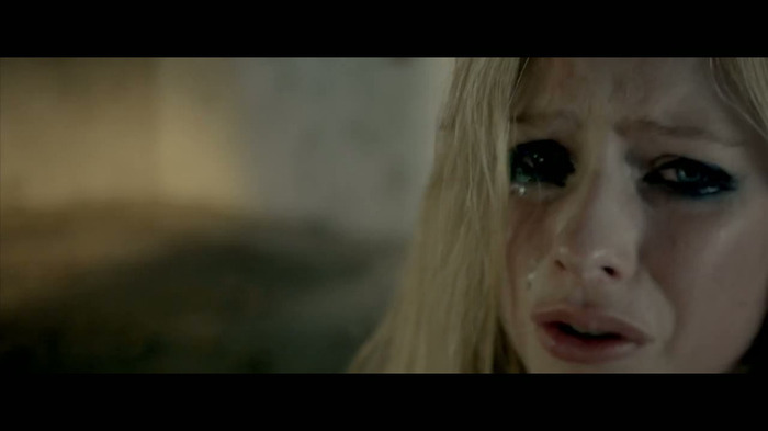 Avril Lavigne - Wish You Were Here 0524 - Avril - Lavigne - Wish - You - Were - Here - Video - Caps - HQ - Part 02