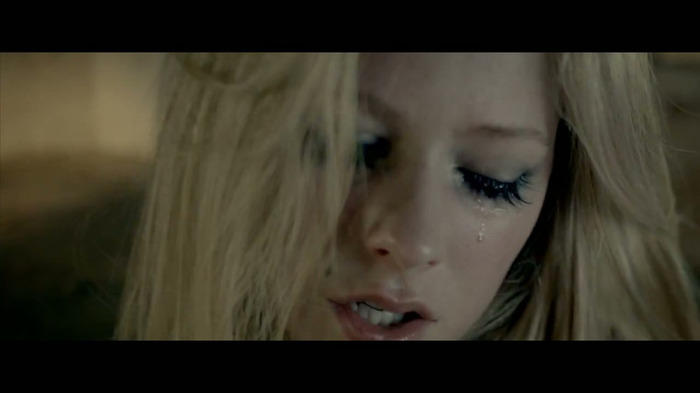 Avril Lavigne - Wish You Were Here 0533