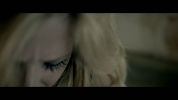 Avril Lavigne - Wish You Were Here 0539
