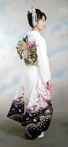 Irotomesode 2 - J - Tipuri de Kimono