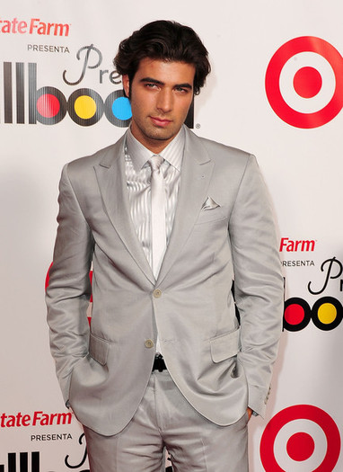 2009+Billboard+Latin+Music+Awards+Arrivals+-1IiurO3W_dl